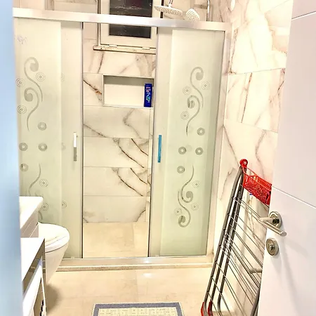 Orhan Apartment
